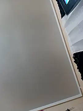 Kreamykoko69 online show from 11/12/25, 03:07