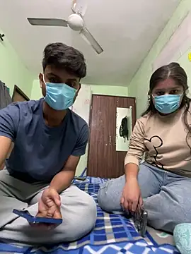 Snapshot of Cute_hotzara chatting on 11/17/25, 04:29 Cute hotzara online show from 11/17/25, 04:29