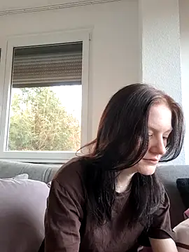 Snapshot of Lilly_hase chatting on 11/18/25, 08:52 Lilly hase online show from 11/18/25, 08:52