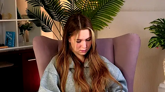 DanielaBeaty online show from 11/16/25, 01:17