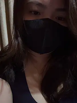 Thythy68 online show from 11/21/25, 04:22