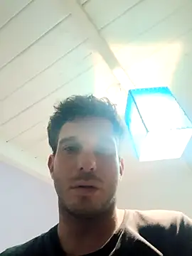      -AAAZZZ999000    A online show from 11/18/25, 07:35