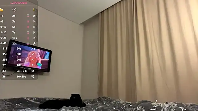 CleoSayres online show from 11/13/25, 04:39