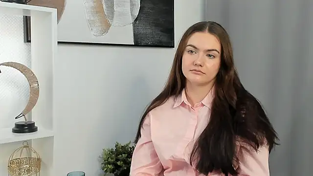 LoraGeraghty online show from 11/14/25, 07:40