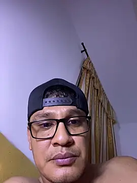 juanlopjl online show from 11/23/25, 01:38