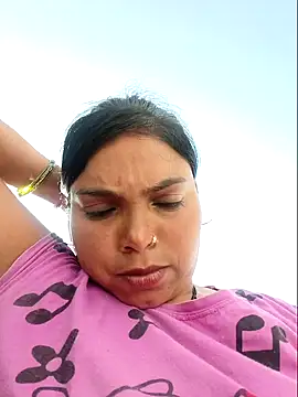 Snapshot of Jankisinghji chatting on 11/15/25, 03:26 Jankisinghji online show from 11/15/25, 03:26