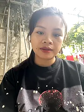 sara-xx online show from 11/16/25, 07:47