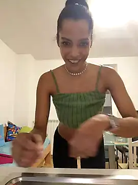 Snapshot of chanell95 chatting on 11/15/25, 11:40 chanell95 online show from 11/15/25, 11:40