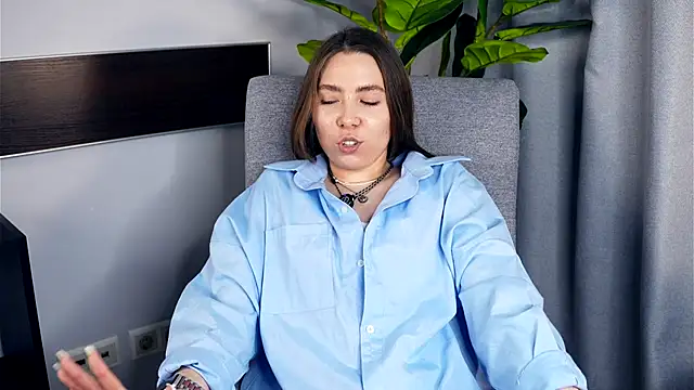 Snapshot of ChuBanda chatting on 11/15/25, 10:34 ChuBanda online show from 11/15/25, 10:34