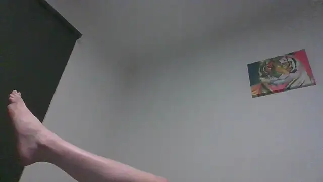 Snapshot of YackedStranger chatting on 11/15/25, 12:45 YackedStranger online show from 11/15/25, 12:45