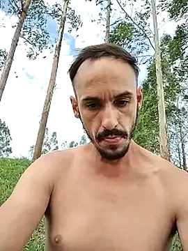 Snapshot of Bogretoo chatting on 11/15/25, 06:15 Bogretoo online show from 11/15/25, 06:15