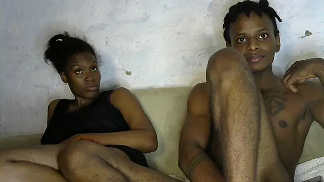 Snapshot of Mari_clau_hot chatting on 11/15/25, 01:14 Mari clau hot online show from 11/15/25, 01:14