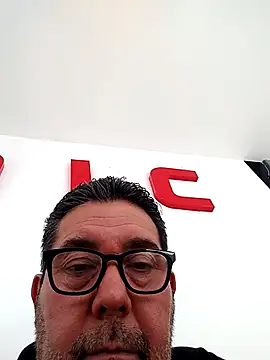 1joseluis1 online show from 11/17/25, 08:25