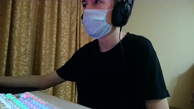 Snapshot of dr_pipirkin chatting on 11/17/25, 03:12 dr pipirkin online show from 11/17/25, 03:12