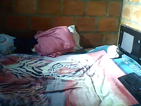 Snapshot of Charlotte_angela chatting on 11/24/25, 09:36 Charlotte angela online show from 11/24/25, 09:36