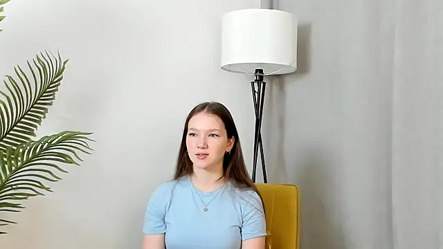 Snapshot of MelvinaEbner chatting on 11/18/25, 07:13 MelvinaEbner online show from 11/18/25, 07:13