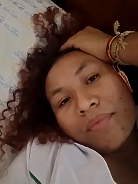 Snapshot of Rous2704 chatting on 11/20/25, 02:23 Rous2704 online show from 11/20/25, 02:23