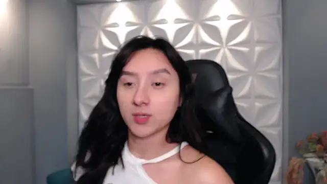 HorneyyQueen online show from 11/20/25, 12:16