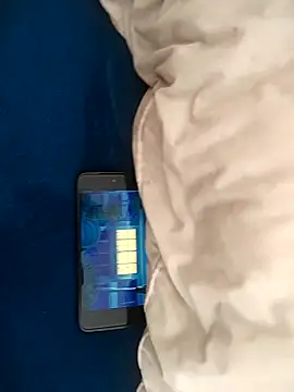 ponedordeperras online show from 11/17/25, 07:08