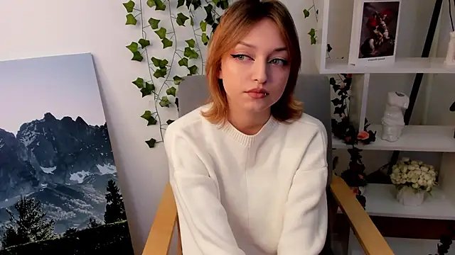 LeontineAtala online show from 11/18/25, 07:57