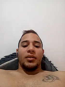 Deivi2123 online show from 11/17/25, 08:14