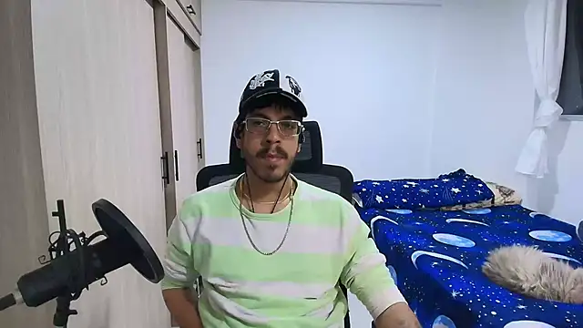 naitt  online show from 11/22/25, 07:51