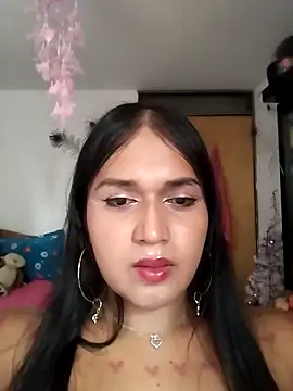 Vivianna  colombia online show from 11/18/25, 06:34