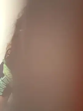 Snapshot of rosebrides chatting on 12/02/25, 03:18 rosebrides online show from 12/02/25, 03:18