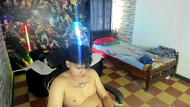 Snapshot of Dan_cristancho_ chatting on 11/27/25, 01:13 Dan cristancho online show from 11/27/25, 01:13