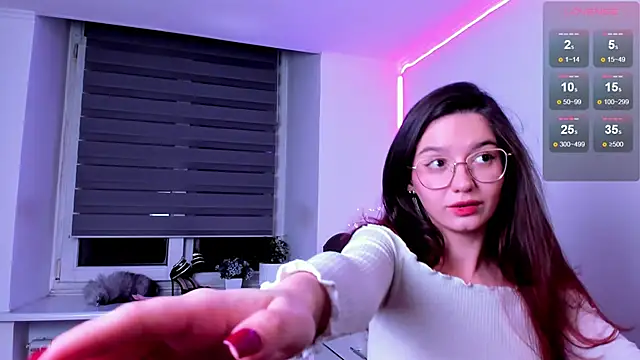 miabellee online show from 11/24/25, 07:46