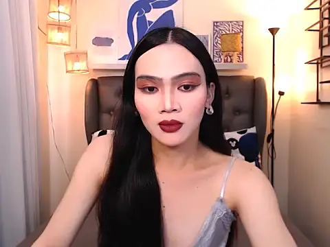 Snapshot of SluttyAmalia chatting on 11/22/25, 01:48 SluttyAmalia online show from 11/22/25, 01:48