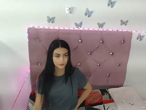 Isardrigue02 online show from 11/25/25, 03:17