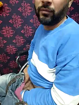 Snapshot of Cute_Lucky chatting on 11/19/25, 12:16 Cute Lucky online show from 11/19/25, 12:16