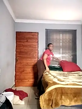 Snapshot of seipati30 chatting on 11/20/25, 01:00 seipati30 online show from 11/20/25, 01:00