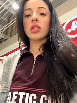 Snapshot of Lilitoppp chatting on 11/20/25, 07:30 Lilitoppp online show from 11/20/25, 07:30