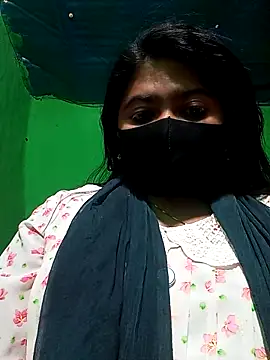 Small girls online show from 11/20/25, 05:23