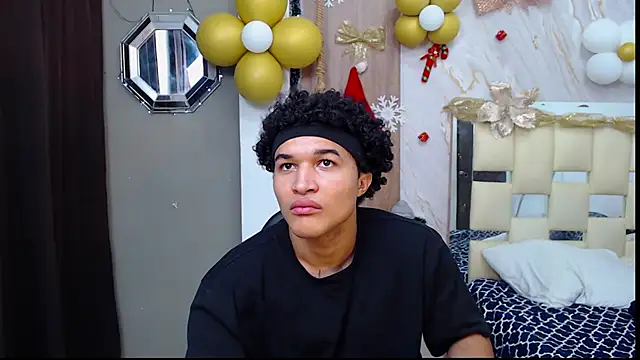 sweett love  online show from 11/20/25, 05:40