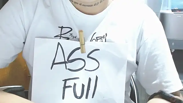 SLUT MESSY DIRTY online show from 11/19/25, 09:59