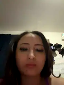 Snapshot of pussyhottt chatting on 11/27/25, 12:02 pussyhottt online show from 11/27/25, 12:02