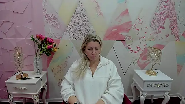 Snapshot of Viki_richy3 chatting on 11/24/25, 09:20 Viki richy3 online show from 11/24/25, 09:20