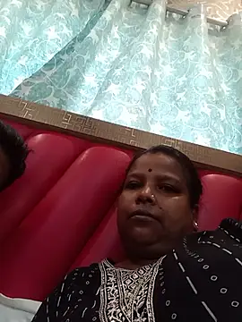 Snapshot of golugulu chatting on 11/29/25, 03:31 golugulu online show from 11/29/25, 03:31