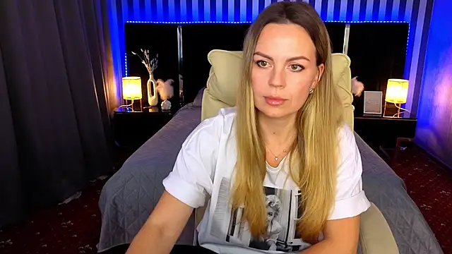 Hot Natallie online show from 11/21/25, 01:54