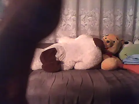 Snapshot of Pneuhammer chatting on 11/23/25, 09:47 Pneuhammer online show from 11/23/25, 09:47