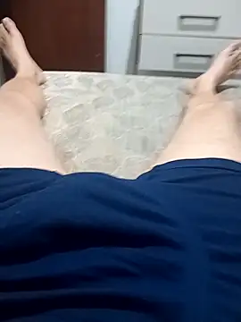 19 loiro online show from 11/21/25, 01:04