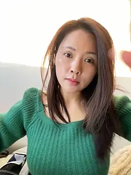 yaya000999 online show from 11/26/25, 08:59