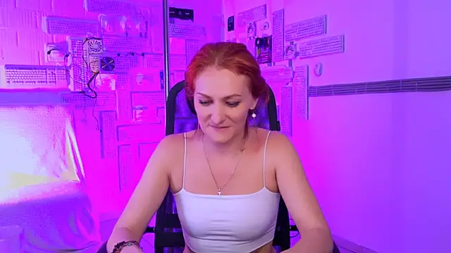 DianaTorrens online show from 11/25/25, 09:20