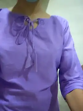 Hot Riya baby online show from 11/22/25, 03:00