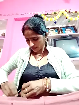 Snapshot of Kamakchi_hot chatting on 12/05/25, 02:36 Kamakchi hot online show from 12/05/25, 02:36