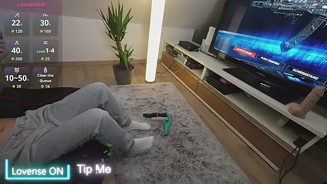 Snapshot of AmaliaFeet chatting on 11/23/25, 05:57 AmaliaFeet online show from 11/23/25, 05:57