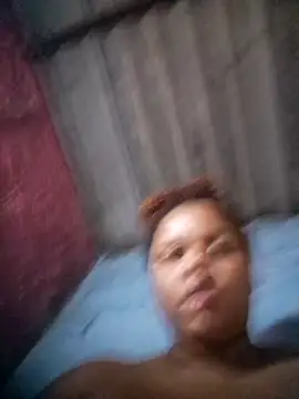 Pretinha021bxd online show from 11/25/25, 01:27